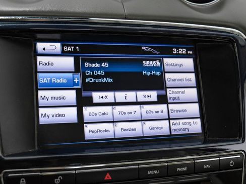 Used 2012 Jaguar XJ L image 25