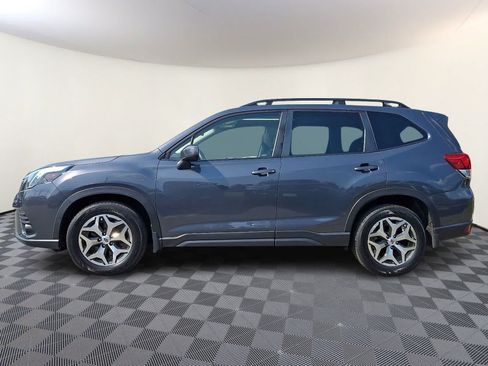 Used 2022 Subaru Forester Premium AWD/4WD image 8