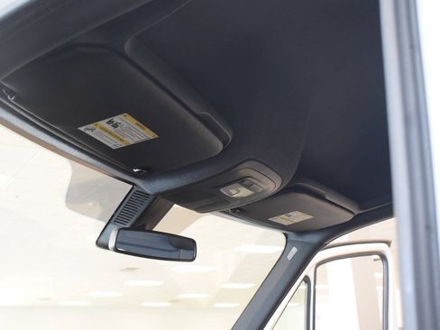Used 2019 Mercedes-Benz Sprinter 2500 image 27