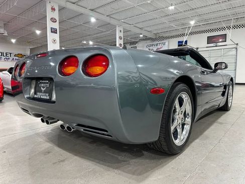 Used 2003 Chevrolet Corvette Convertible w/ Preferred Equipment Group1 RWD image 3
