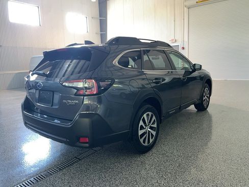Used 2025 Subaru Outback Premium AWD/4WD image 20