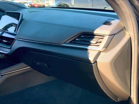 Used 2021 Cadillac CT4 Premium Luxury image 18