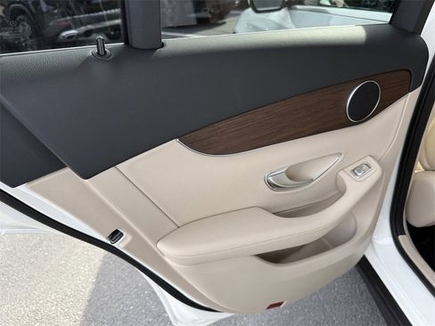 Certified 2022 Mercedes-Benz GLC 300 4MATIC image 34