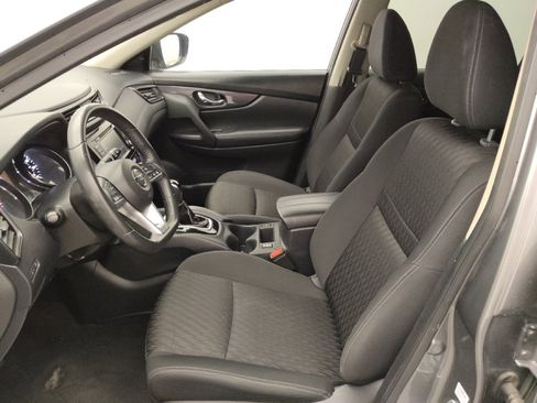 Used 2020 Nissan Rogue SV AWD/4WD image 17