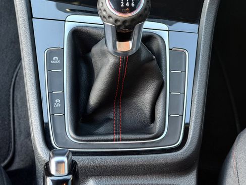 Used 2018 Volkswagen GTI S FWD image 25