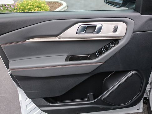 New 2026 Ford Explorer Active image 19