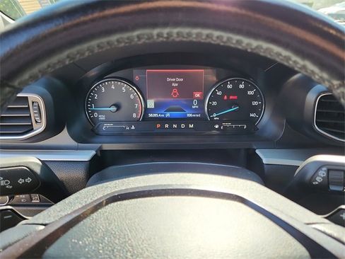 Used 2020 Ford Explorer XLT w/ Equipment Group 202A image 26