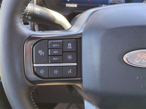 Used 2024 Ford F350 Platinum image 25