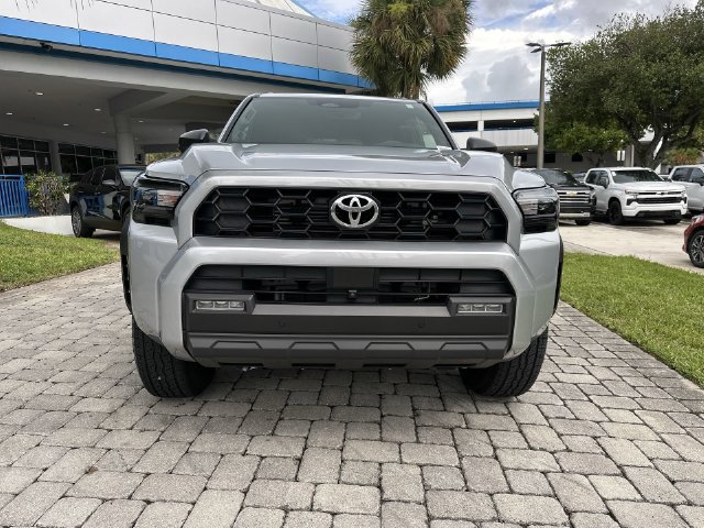 Used 2025 Toyota 4Runner TRD Off-Road Premium AWD/4WD image 19