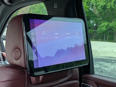 New 2026 Cadillac Escalade ESV Sport image 16