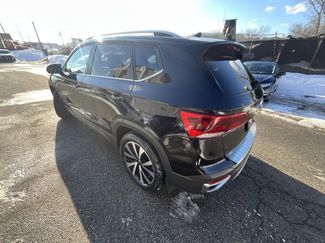 Used 2022 Volkswagen Taos SE video 2