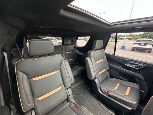Used 2023 GMC Yukon AT4 AWD/4WD image 27