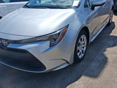 Used 2025 Toyota Corolla LE