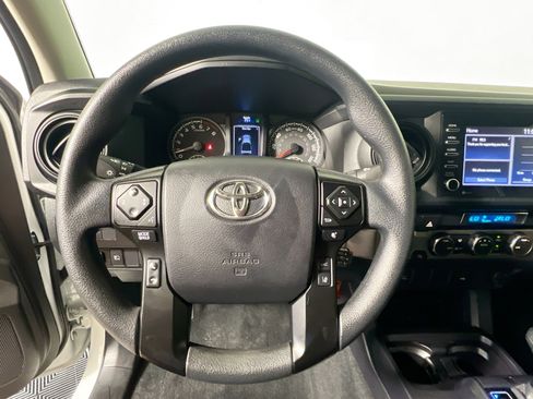 Used 2023 Toyota Tacoma SR AWD/4WD image 17