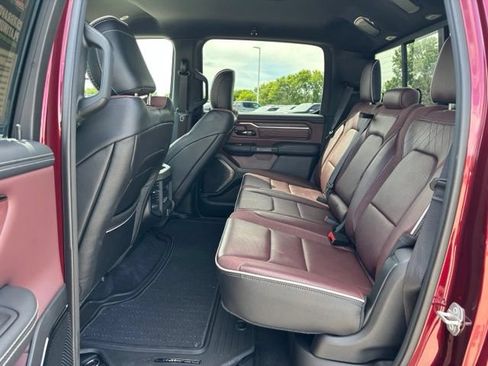 Used 2025 RAM 1500 Limited AWD/4WD image 21