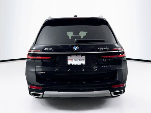 Used 2025 BMW X7 xDrive40i AWD/4WD image 12