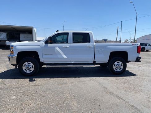 Used 2016 Chevrolet Silverado 2500 LT w/ LT Fleet Convenience Package AWD/4WD image 3