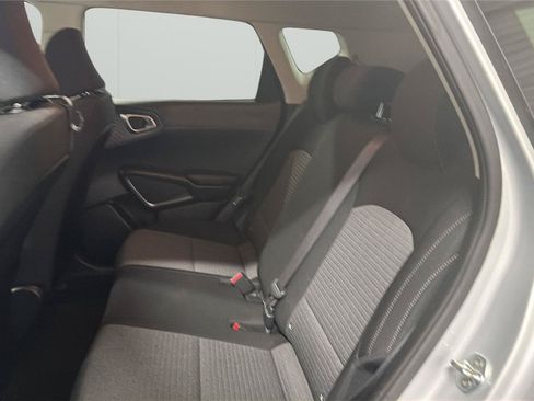 Used 2020 Kia Soul S FWD image 11