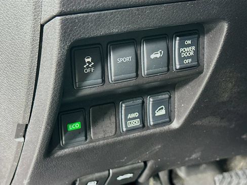 Used 2015 Nissan Rogue SL AWD/4WD image 15