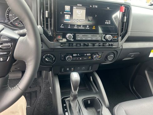 New 2026 Nissan Frontier SV w/ SV Convenience Package image 18