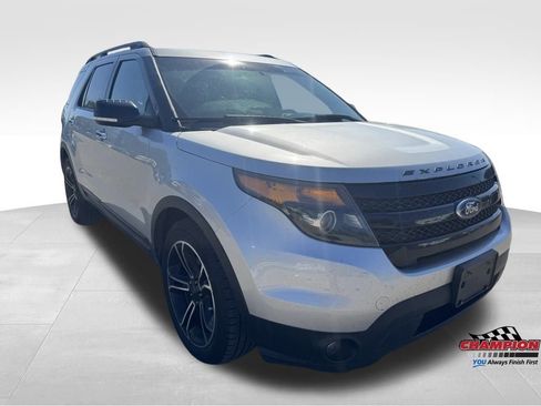 Used 2014 Ford Explorer Sport image 11