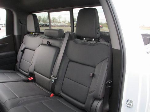 New 2026 GMC Sierra 1500 SLT w/ SLT Premium Plus Package image 13