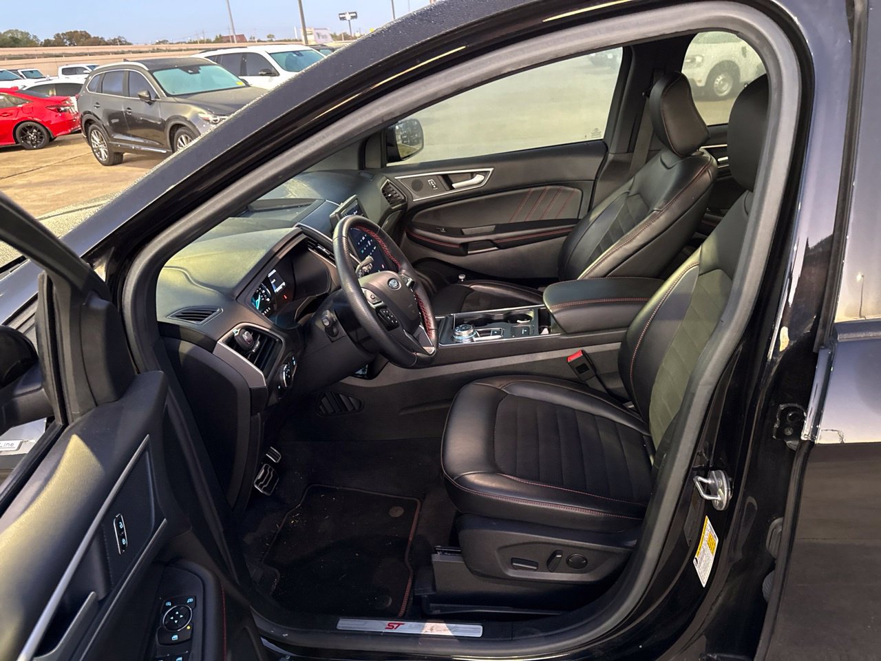 Used 2024 Ford Edge ST-Line AWD/4WD image 19