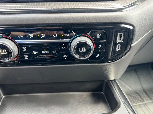 Used 2023 Chevrolet Silverado 1500 ZR2 w/ Technology Package AWD/4WD image 37