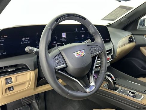 Used 2025 Cadillac CT5 Premium Luxury image 36