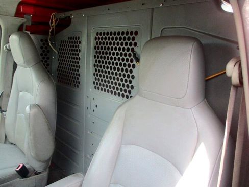 Used 2011 Ford E-150 and Econoline 150 w/ Commercial Cargo Van Pkg image 11