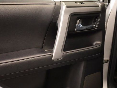 Used 2021 Toyota 4Runner SR5 Premium image 27