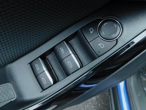New 2025 Chevrolet Equinox RS AWD/4WD image 24