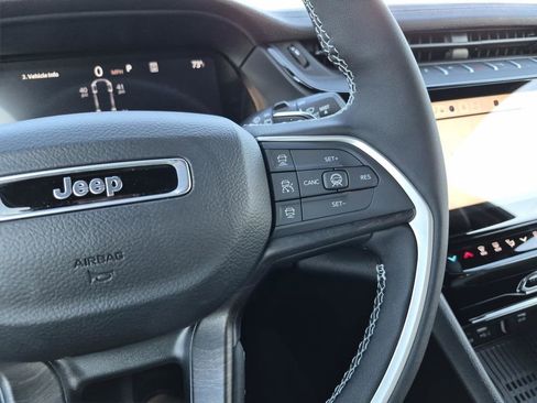 New 2026 Jeep Grand Cherokee L 2WD image 22