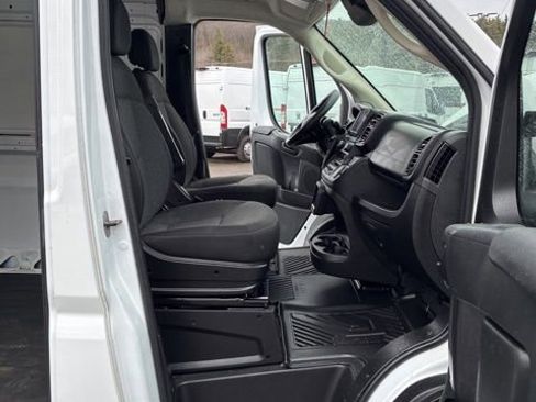 Used 2023 RAM ProMaster 2500 FWD image 18