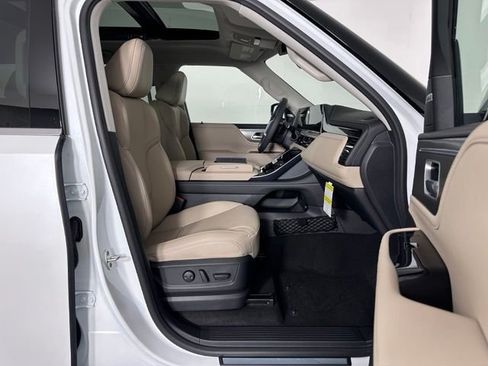 Certified 2026 INFINITI QX80 Pure w/ Cargo Package RWD image 31