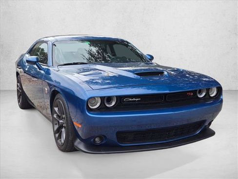 Used 2020 Dodge Challenger R/T Scat Pack image 2