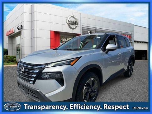 Certified 2024 Nissan Rogue SV AWD/4WD image 6