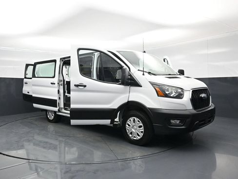 Used 2025 Ford Transit 250 Low Roof w/ Exterior Upgrade Package RWD image 31