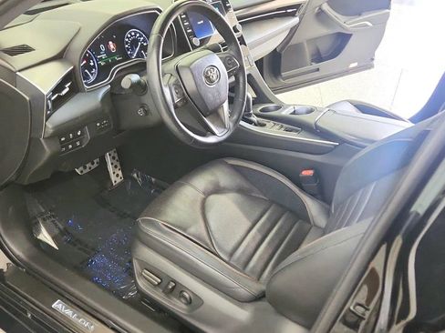 Used 2019 Toyota Avalon Touring w/ Advanced Safety Package FWD image 19