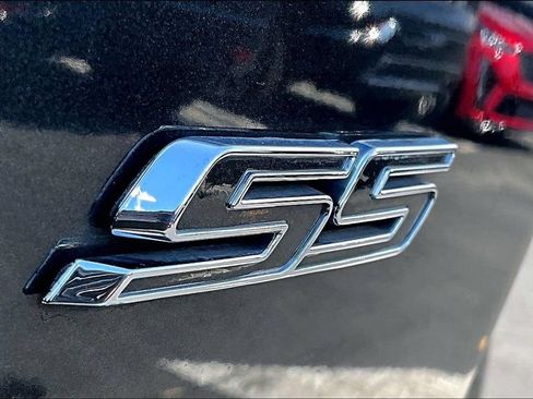 Used 2017 Chevrolet Camaro SS w/ 50th Anniversary Edition RWD image 31
