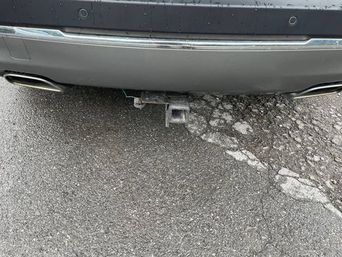 Used 2019 Jeep Cherokee Limited AWD/4WD image 11