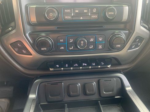 Used 2015 Chevrolet Silverado 1500 LTZ Z71 w/ LTZ Plus Package AWD/4WD image 29