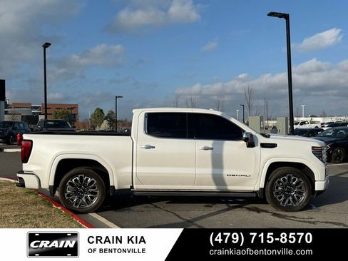 Used 2024 GMC Sierra 1500 Denali Ultimate image 9