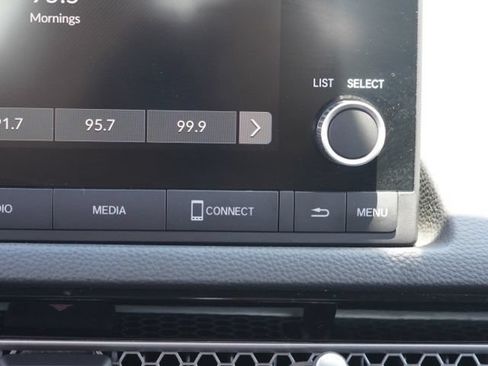 Used 2025 Honda Civic Sport image 25