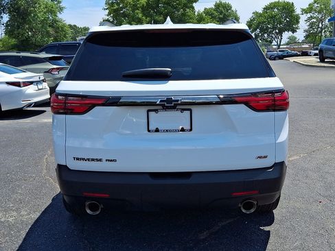 Used 2023 Chevrolet Traverse RS w/ LPO, Floor Liner Package AWD/4WD image 6