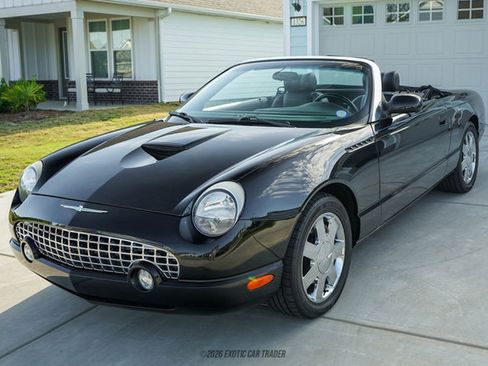 Used 2002 Ford Thunderbird Deluxe RWD image 14