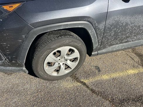 Certified 2019 Toyota RAV4 LE image 12