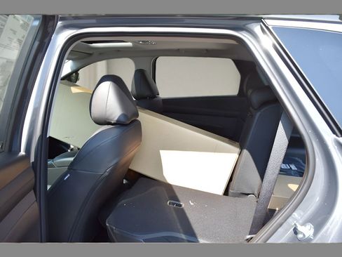 New 2025 Hyundai Tucson SEL image 11