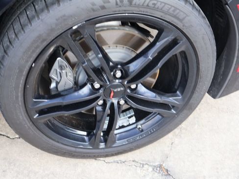 Used 2016 Chevrolet Corvette Stingray Convertible w/ 3LT Preferred Equipment Group RWD image 10