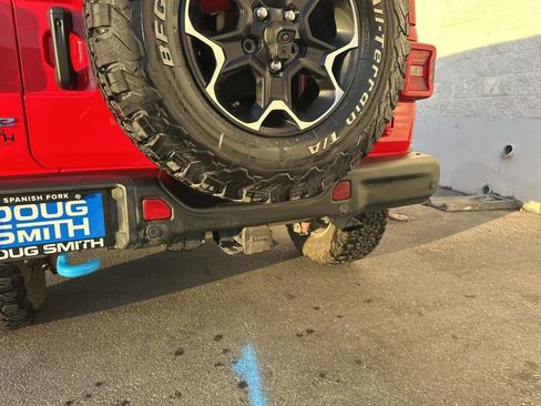 Used 2023 Jeep Wrangler Unlimited Rubicon 4xe w/ Steel Bumper Group image 6